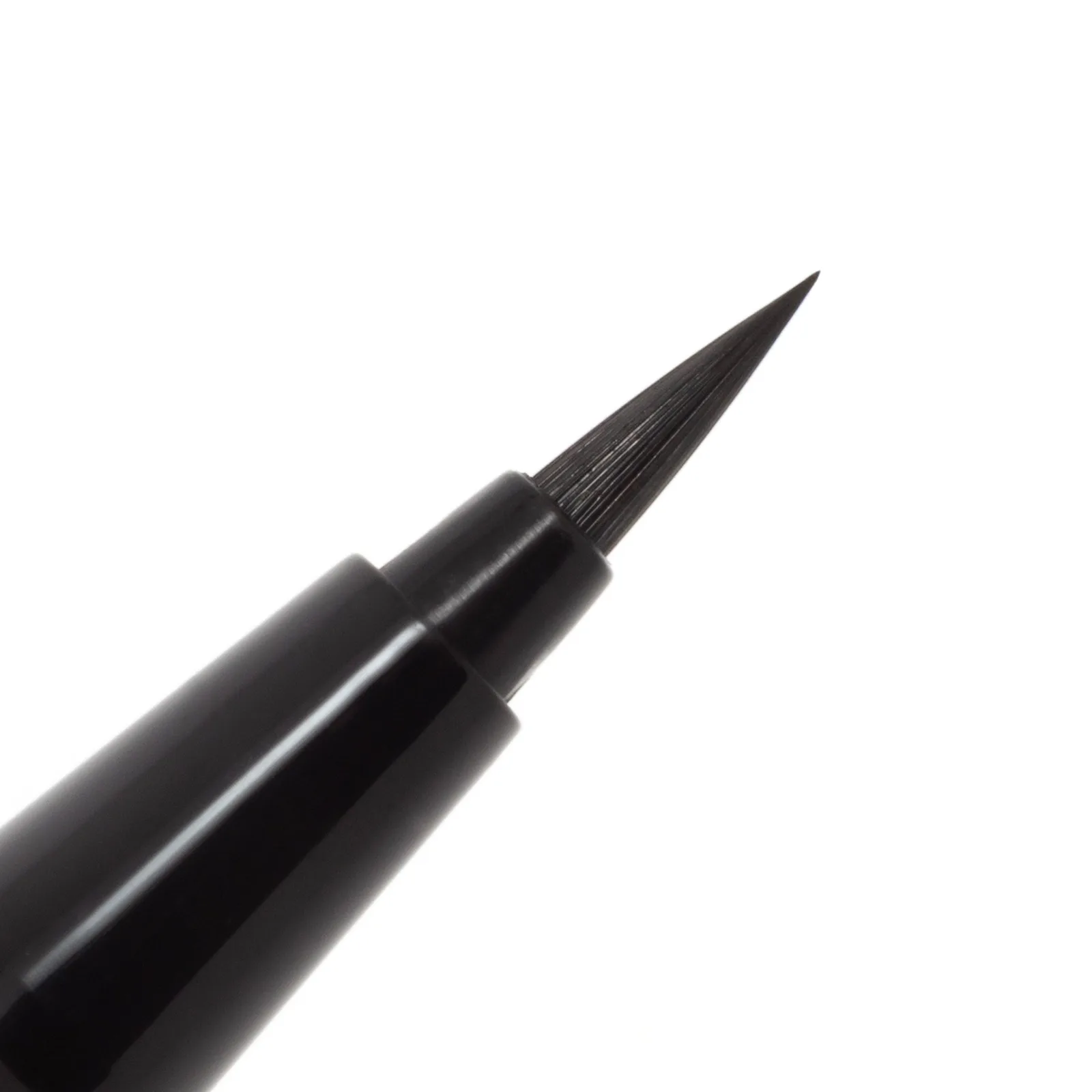 Lux Brush Tip Waterproof Eyeliner - foto 4