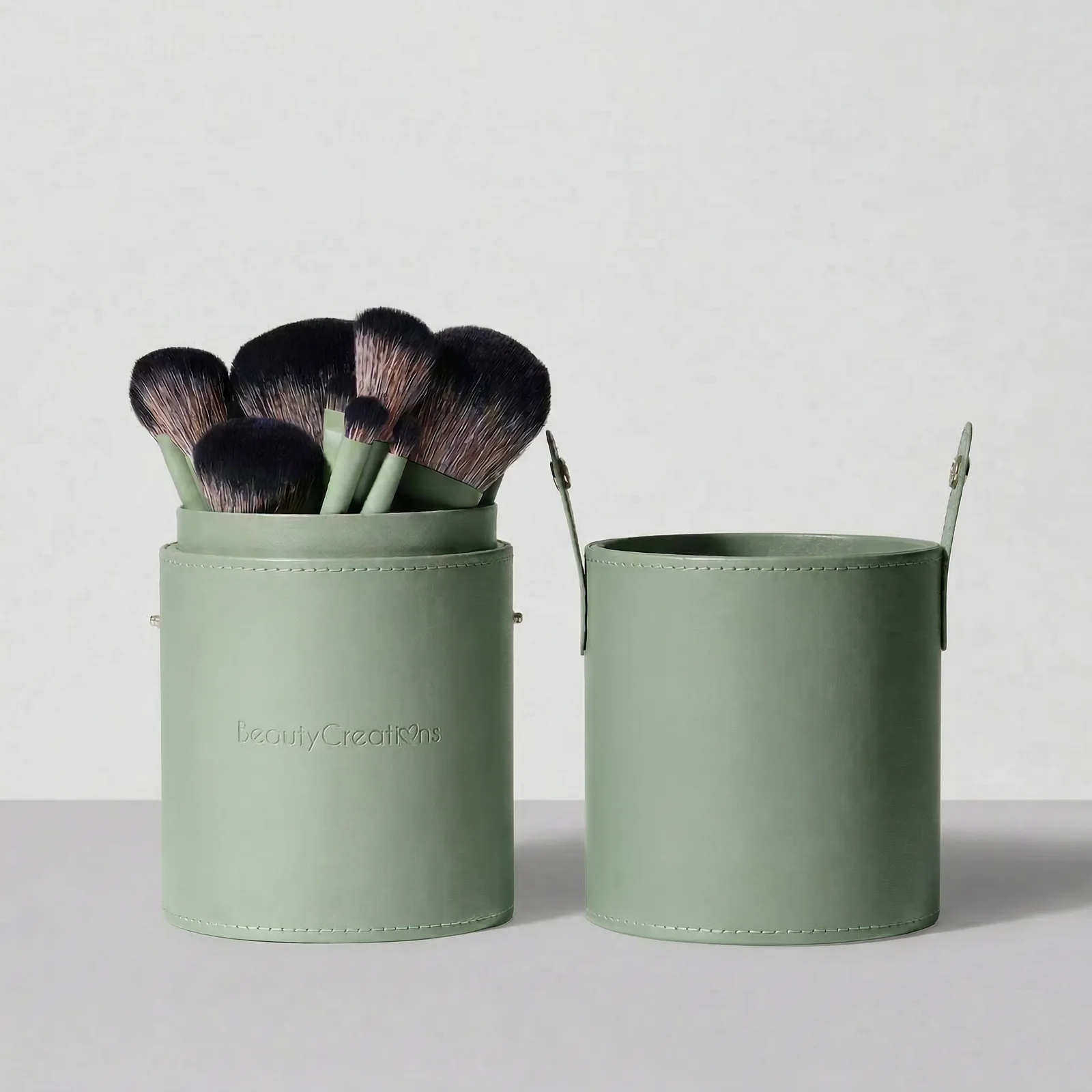 BROCHAS FEELING ENVY 24 PCS BEAUTY